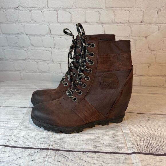 Sorel Lexie Wedges Size 8.5